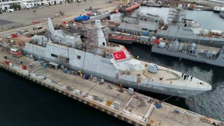 Milli karakol gemisi TCG AKHİSAR yerli ve milli silah sistemleriyle dikkat çekiyor