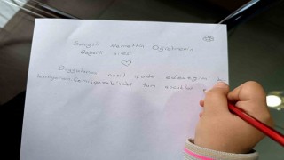 Minik öğrencilerden duygulandıran mektup: Şehit öğretmen Necmettin Yılmazı unutmadılar