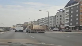 Moloz yüklü tehlike saçan kamyon sürücüsüne ceza yağdı