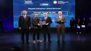 MSKÜlü öğrenci Alan Türkiye birincisi oldu