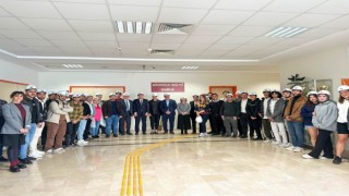 Mühendis adayları ilk baretlerini taktı