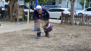 Muradiye parkları yeşillendiriliyor