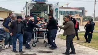 Müze tadilatında portatif asansör devrildi: 2 işçi yaralı