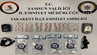 Narko Alan uygulamasında radar cihazları ve uyuşturucu maddeler ele geçirildi