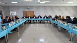 Nazırlı, basın mensupları ile bir araya geldi