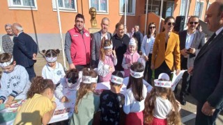 Öğrencilerden muhteşem kutlama