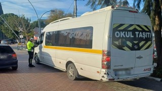 Okul servis araçlarına yönelik denetimler aralıksız devam ediyor