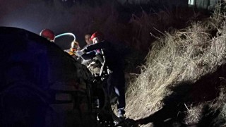 Osmaniye'de 2 otomobil ve 1 traktörün karıştığı zincirleme kaza: 3 ölü