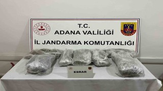 Otomobilde 6 kilogram uyuşturucu ele geçirildi