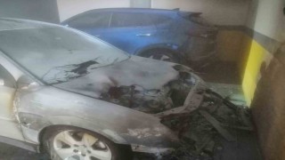 Otoparkta araç yangını paniğe neden oldu