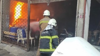 Park halindeki Tofaş alev alev yandı