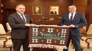 Prof. Dr. Turgay Uzun, Dünya Neolitik Kongresi'nde OKÜ'yü Temsil Etti