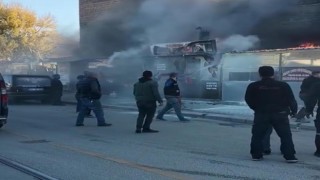 Restoranda çıkan yangını söndürmek için seferber oldular