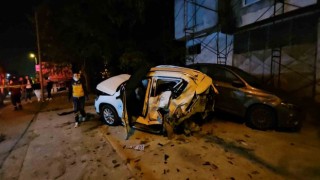 Sakaryada ambulans ve üç aracın karıştığı zincirleme kaza kamerada: 1 ölü, 3 yaralı