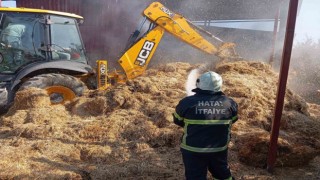 Samandağda samanlık yangını