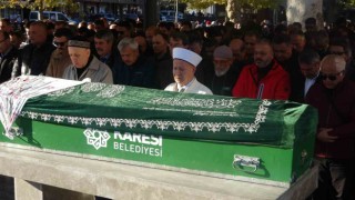 Scooter kazasında hayatını kaybeden Ecem Sultan Çamlı son yolculuğuna uğurlandı