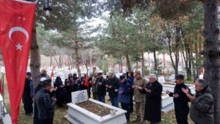 Şehidin silah arkadaşlarının 33 yıllık vefası