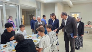 Seydikemer Kaymakamı Büyüker, öğrencilerle buluştu