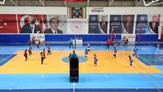 Seydikemerde yıldız kızlar voleybol ilçe seçmeleri başladı