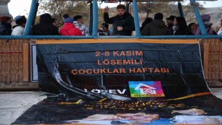 Sıcak hava balonları lösemili çocuklar için uçtu