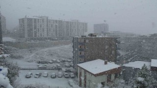 Şırnakta 1 belde ve 7 köy yolu kardan ulaşıma kapandı