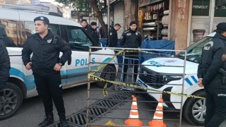 Sokak ortasında eşini öldürdükten sonra intihar etti