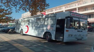 Şuhutta kan bağışına yoğun ilgi