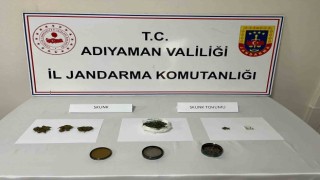 Şüpheli şahsın aracından uyuşturucu ele geçirildi