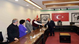 Talaslı öğretmenlerden Başkan Yalçına öğretmenler günü ziyareti