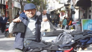 Tavşanlıda kışlık giysiler tezgahlarda yerini almaya başladı