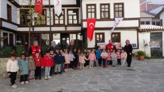 Tavşanlıda öğrencilerin Kızılaya ilgisi