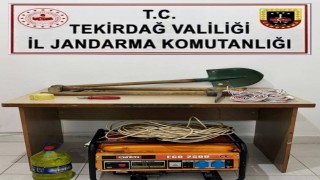Tekirdağda izinsiz kazı yapan 3 kişi suçüstü yakalandı