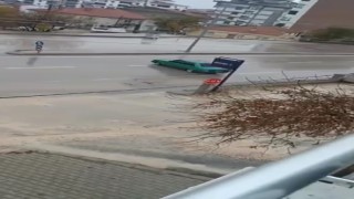 Tofaş Şahin ile trafikte drift attı