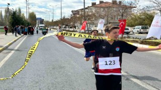 Tomarzada 10 Kasım Atatürkü Anma Koşusu yapıldı