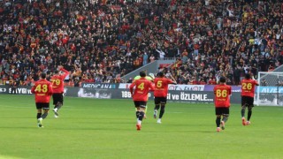 Trendyol Süper Lig: Göztepe: 0 - Konyaspor: 0 (İlk yarı)