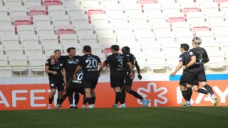 Trendyol Süper Lig: NG Sivasspor: 0 - Çaykur Rizespor: 1 (İlk yarı)