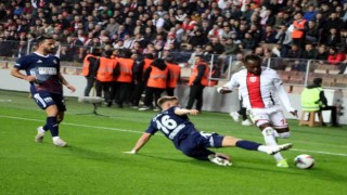 Trendyol Süper Lig: Samsunspor: 1 - Antalyaspor: 0 (İlk yarı)