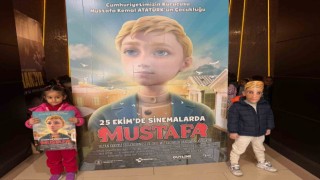 Turgutlu Belediyesi ÇKSM öğrencileri Mustafa filmini izledi