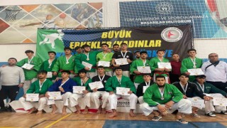 Türkiye Kuraş Şampiyonasında büyük gurur