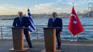 Ulaştırma ve Altyapı Bakanı Uraloğlu, Yunan Bakan Stilyanidis ile bir araya geldi