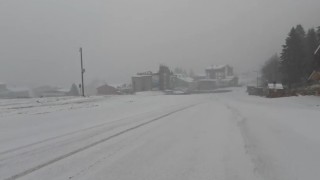 Uludağ beyaza büründü