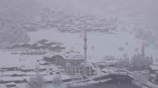 Uzungöl beyaz gelinliğini giydi