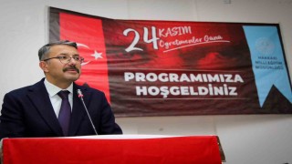 Vali Ali Çelik öğretmenler onuruna yemek verdi