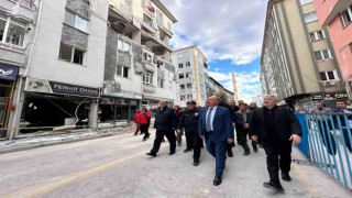 Vali Çalgan ve Başkan Aşgın patlamadan etkilenen vatandaşları yalnız bırakmıyor