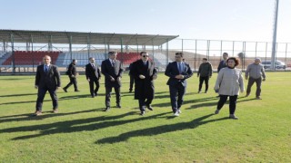 Vali Musa Işın, Yoncalı Spor Tesislerinde incelemelerde bulundu