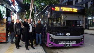 Van Büyükşehir Belediyesine otobüs seferi tepkisi
