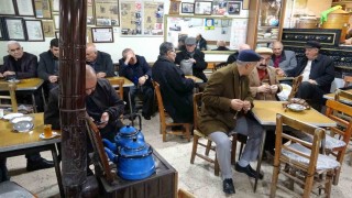 Vanda 82 yıllık çay evinde nostaljiye yolculuk