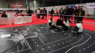 Vandaki robot yarışmasında son gün yoğunluğu