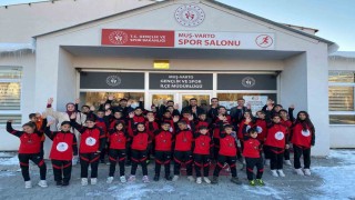 Vartodaki sporculara kıyafet desteği