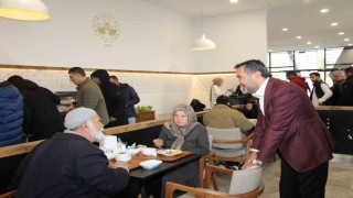 Vatandaşlardan Başkan Şerifoğullarına Şehir Lokantası teşekkürü